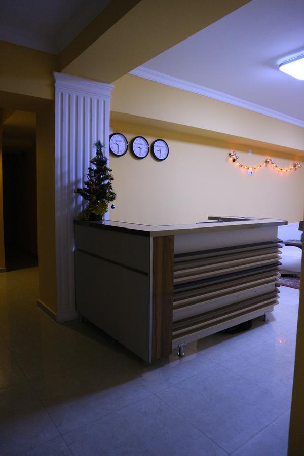 Batusihotel Batoumi Extérieur photo